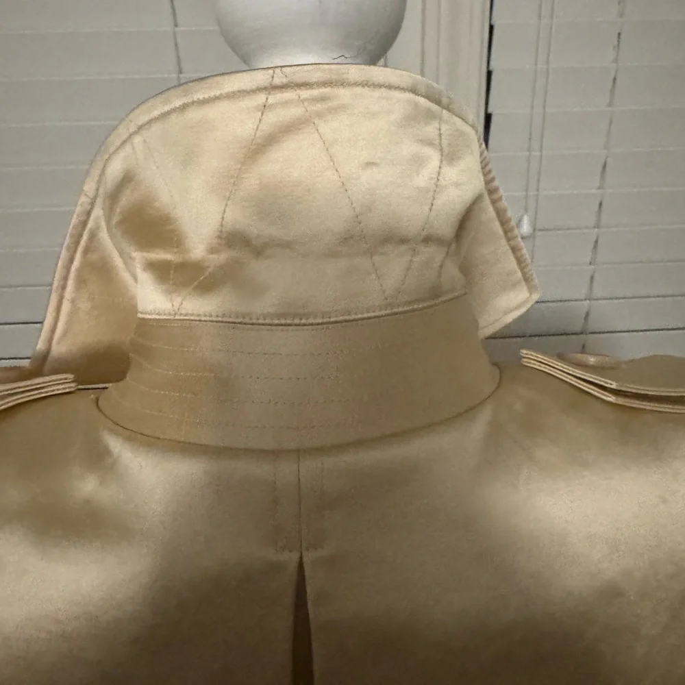 KHAITE Jaden Satin Trench Coat Size 6 NWT - Picture 8 of 11
